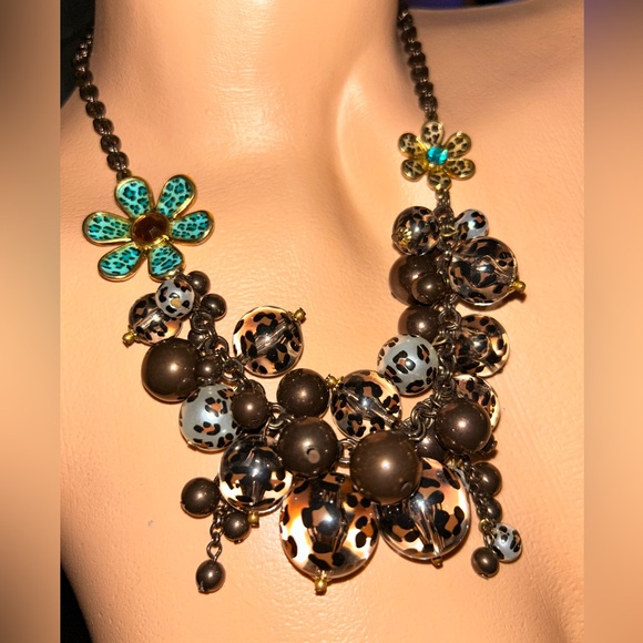 Betsey Johnson leopard lucite ball blue charm necklace choker vintage cluster
